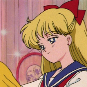 日本美女裸耸进去
